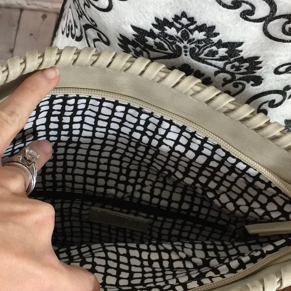 Urban Expression Francis Perforated Clutch - Picture 4 of 6